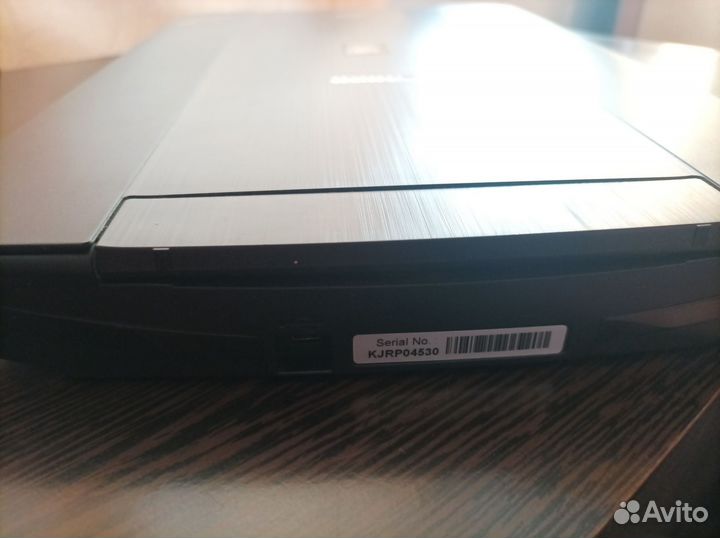 Сканер Canon LiDE 220