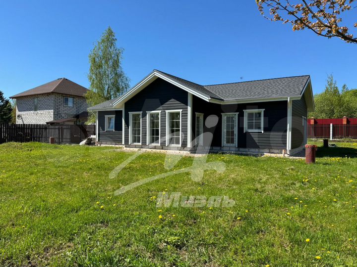 Дом 140 м² на участке 9 сот.