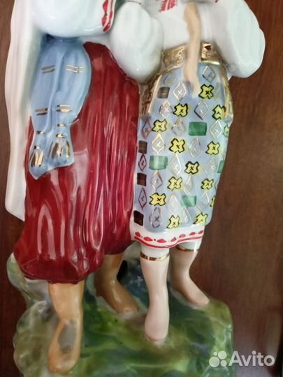 Статуэтка фарфор СССР с красным клеймом