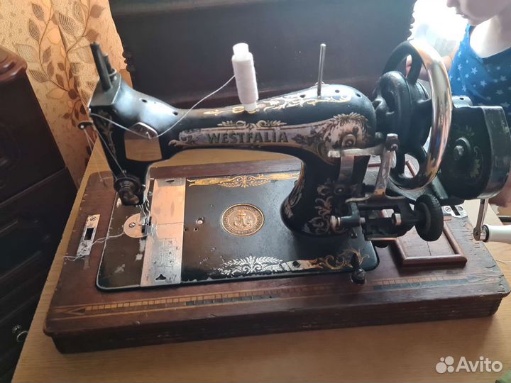 Швейная машинка бу ручная