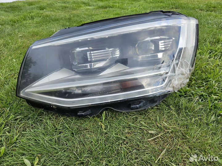 Vоlkswagеn Т6 Фара передняя Левая