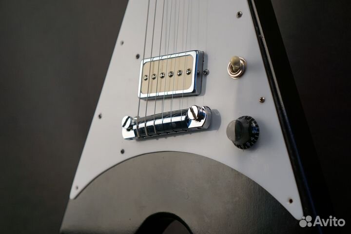 Американский Gibson Flying V Melody Maker Custom