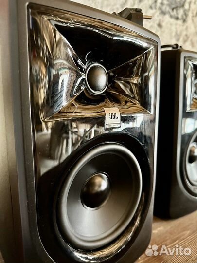 Колонки Jbl 305P mkii