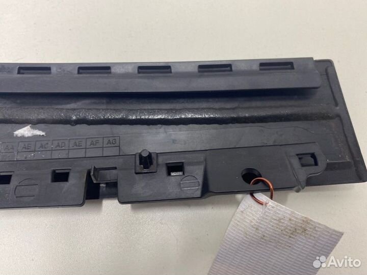 Накладка двери задней правой Ford Focus Iii