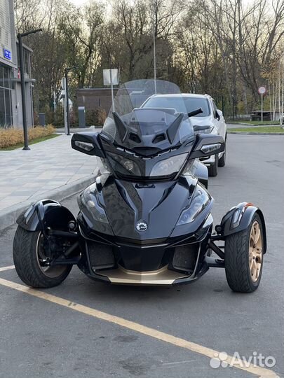 BRP Spyder RT LTD 10th Anniversary