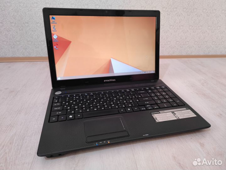 EMashines(Acer) E732G core i3/HDD 320Gb/4Gb DDR3