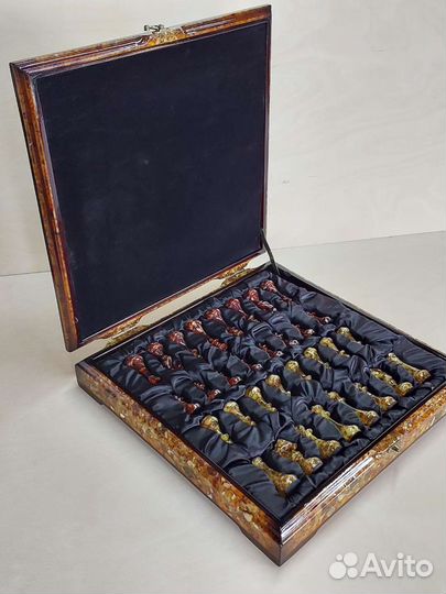 Шахматы янтарные арт.000143