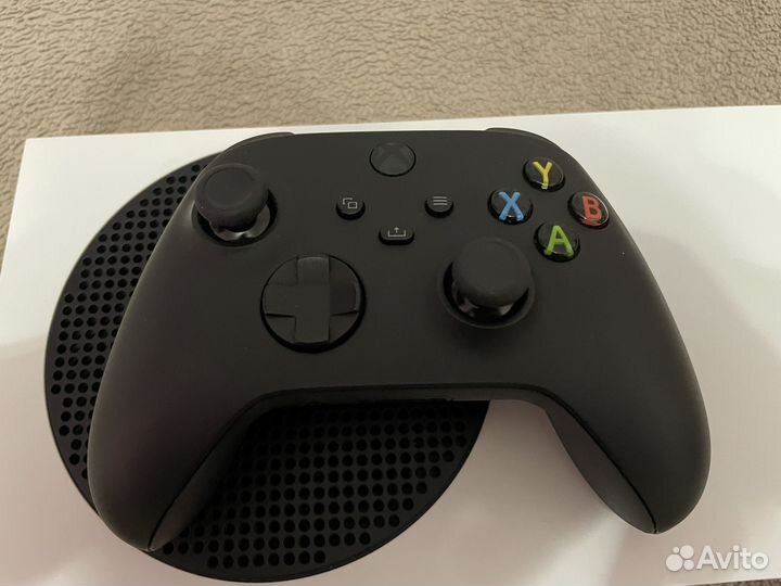 Xbox series s и много игр + подписка