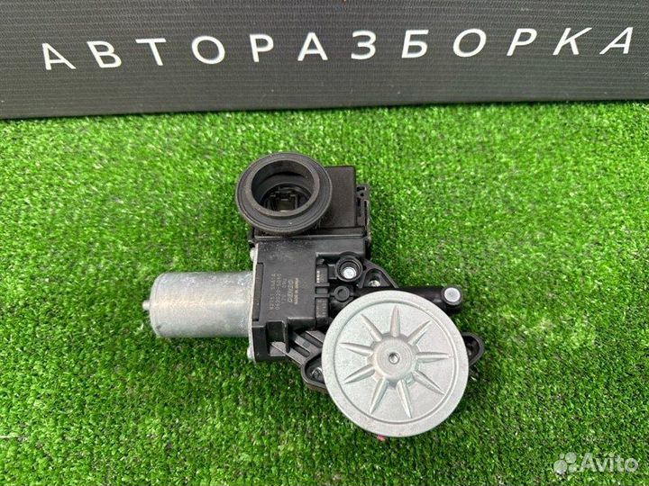 Мотор стеклоподъемника задний левый Infiniti Qx50