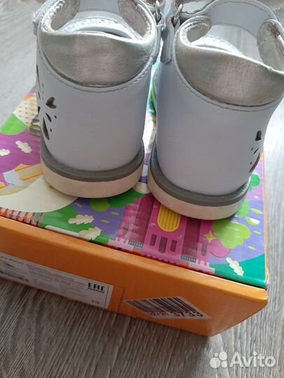 Туфли для девочки 19р