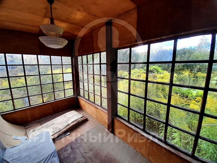 Дом 56 м² на участке 7 сот.