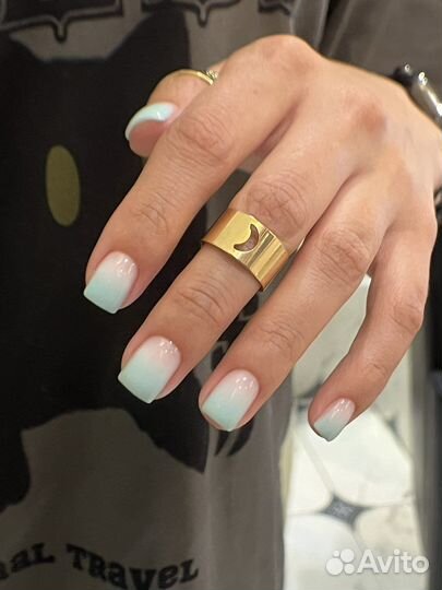 Маникюр отрадное