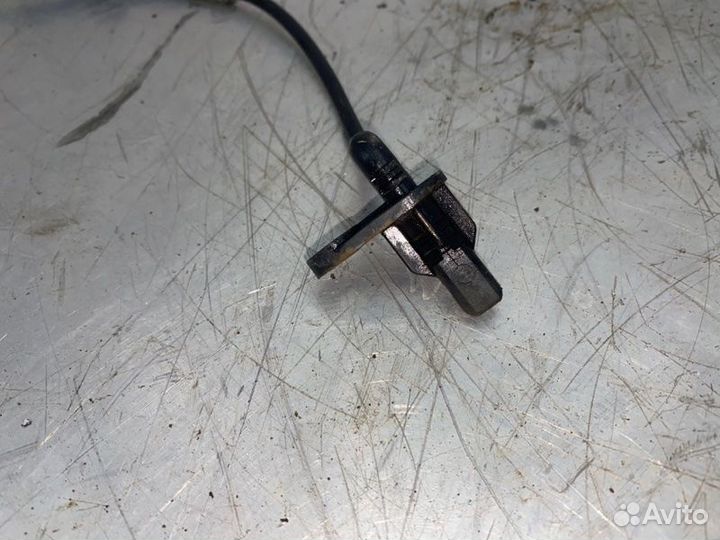 Датчик ABS задний правый Renault Logan 2 седан 1.6