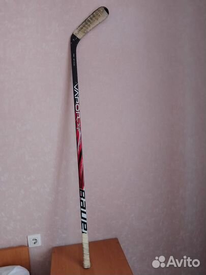 Клюшка хоккейная