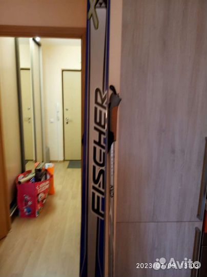 Беговые лыжи Fischer + палки KVT