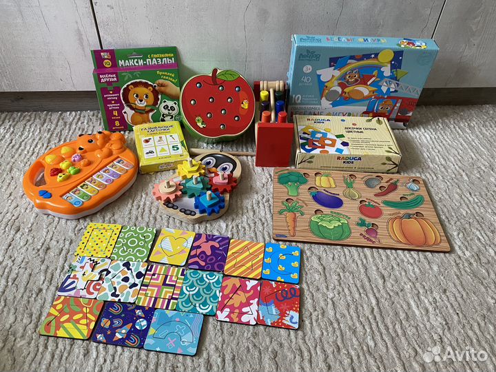 Развивающие игрушки пакетом от 1 года