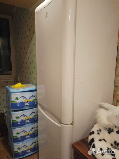 Холодильник на запчасти