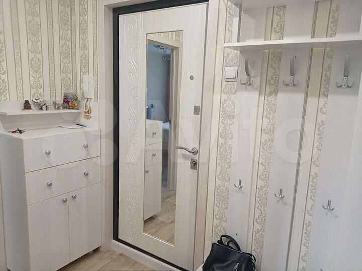 2-к. квартира, 56 м², 6/9 эт.