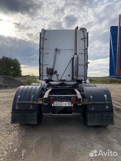 Freightliner Columbia, 2002