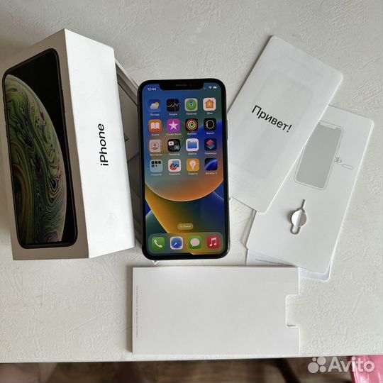iPhone Xs, 256 ГБ