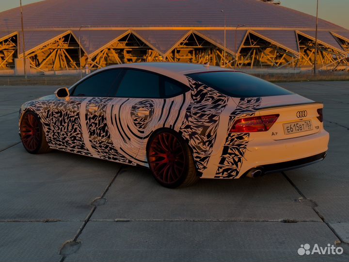 Художник,Каллиграфия,роспись стен,авто,граффити