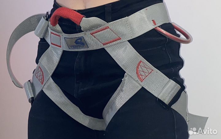 Туристическая обвязка, страховка для скалолазания