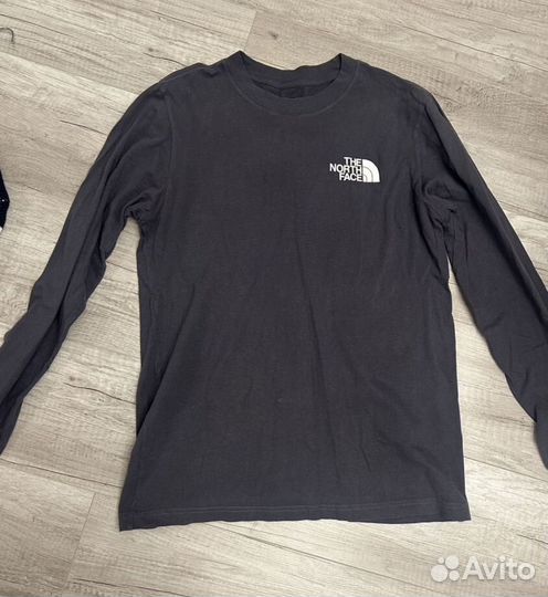 Лонгслив the north face