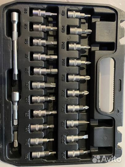 Набор автомобильных инструментов 53 предмета новые
