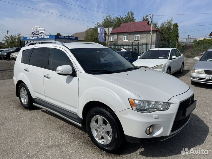 Mitsubishi Outlander 2.4 CVT, 2010, 207 602 км