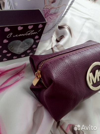 Косметика Michael Kors