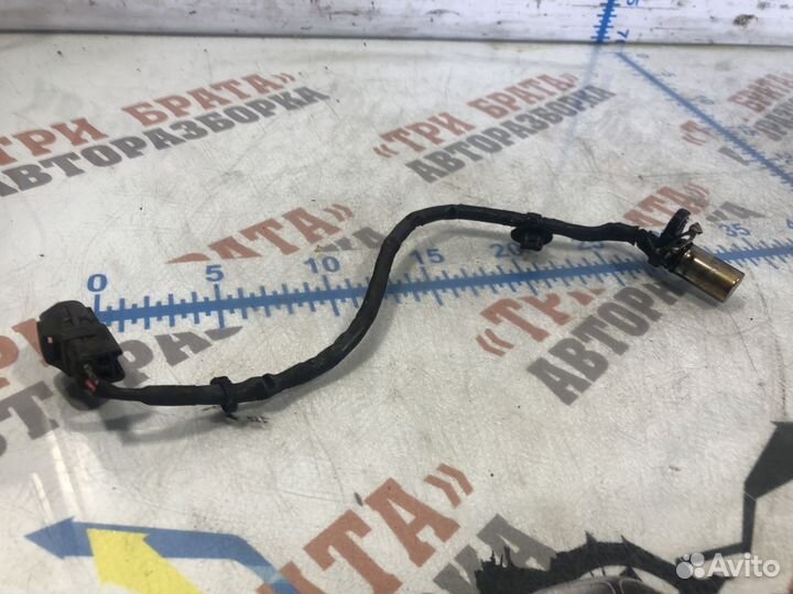 Тойота Рав 4 Датчик положения коленчатого вала