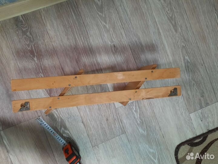 Полка настенная деревянная