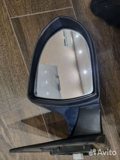 Продам правое зеркало для kia sportage