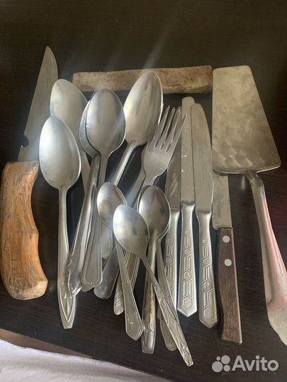 Столовые приборы