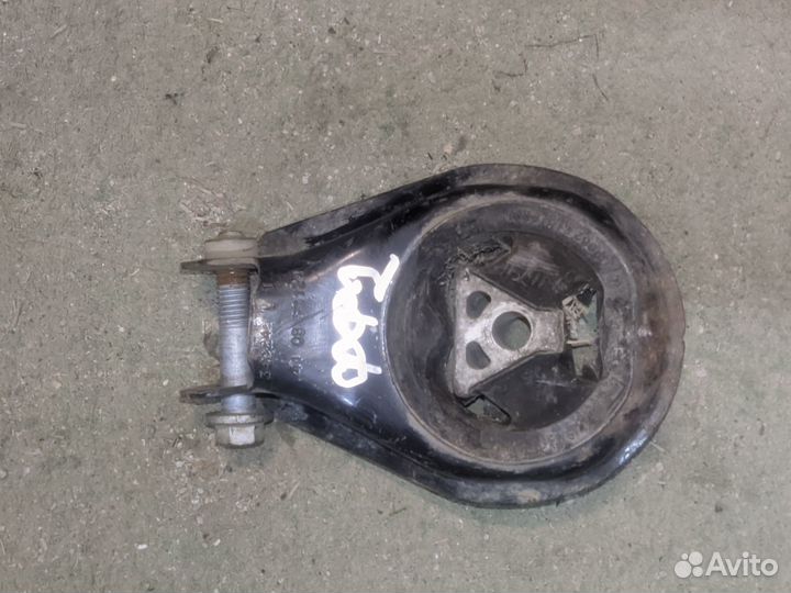 Подушка крепления кпп Ford Focus 2
