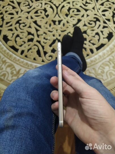 iPhone se 2022 64gb