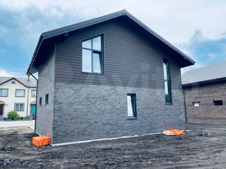 Дом 108 м² на участке 6 сот.