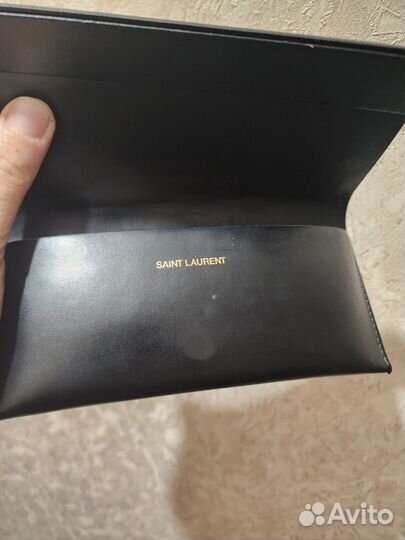 Футляр для очков женский кожаный Sain Laurent