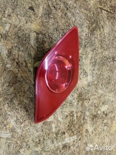 Фара задняя левая Mazda 3 хечбек 1.6 2006