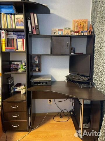 Компьютерный стол