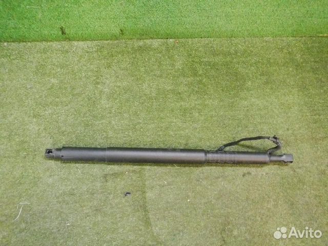 Амортизатор крышки багажника левый BMW 6er G32 (20