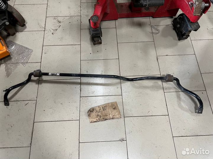 Стабилизатор задний Mercedes S63 AMG W222 c217