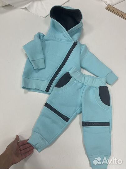 Новый Спортивный костюм с начесом 80 р