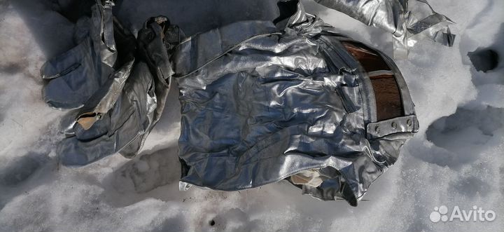 Тепло отражающий костюм пожарного