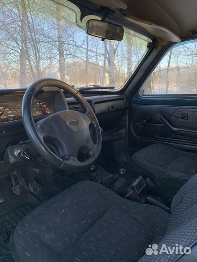LADA 4x4 (Нива) 1.7 МТ, 1999, 143 285 км