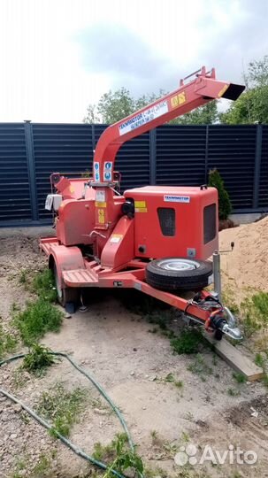 Измельчитель древесины Skorpion 160SD с оператором