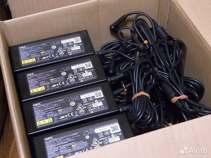 Блок пиатния для ноутбука, в ассортименте