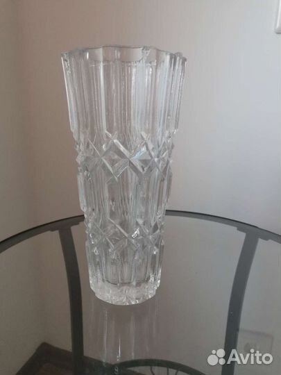 Хрустальная ваза
