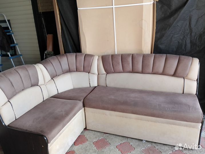 Кухонный угловой диван бу