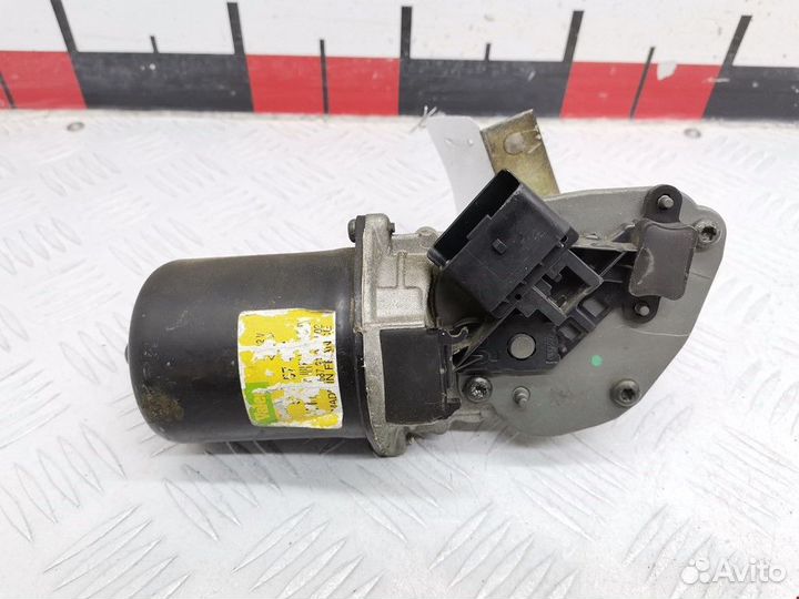 Моторчик передних стеклоочистителей (дворников)